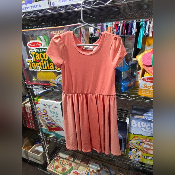 Dot Dot Smile Other - NWT 3/4 Dot Dot Smile dress Coral Pleated Dress